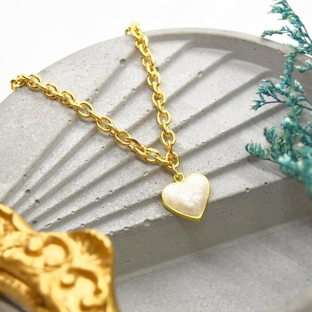 Pearl Heart Chain - Picture 3 of 5